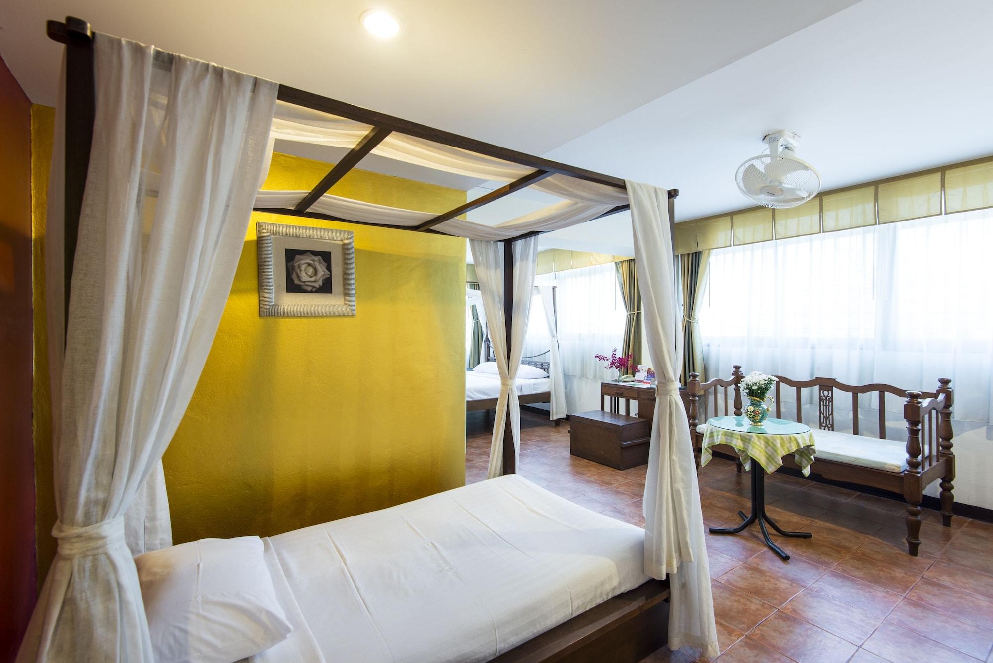 The House Hotel 3*